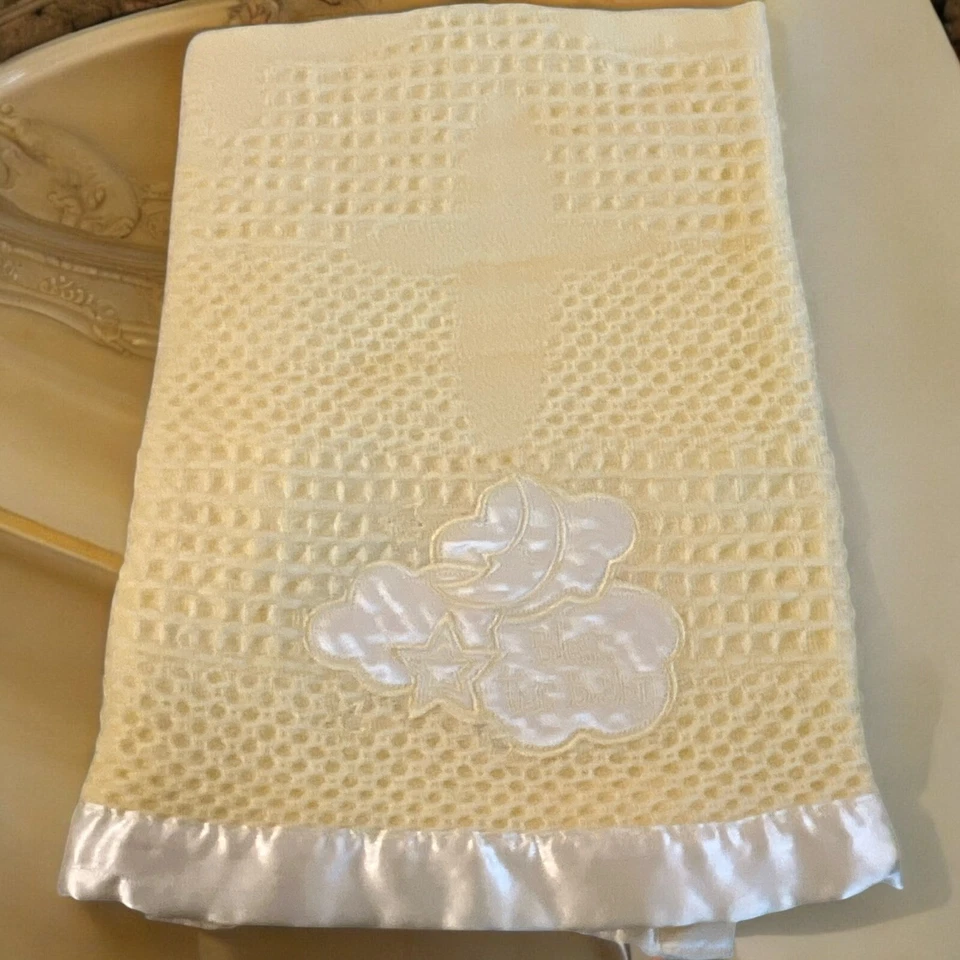 Manta de bebé Kidgets acrílico satinado manta amarilla gofre estrella de luna 30x30" Foto 1 de 4