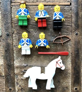 VTG Lego PIRATES Minifigures Imperial Soldiers Blue Coats Lot of 5, Horse + 1990 - Picture 1 of 4