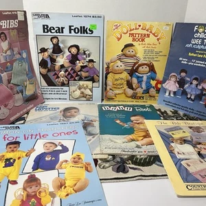 Vintage Baby & Puppe Schnittmuster Basteln | 8 Hefte | Junk Journal Ephemera - Bild 1 von 8