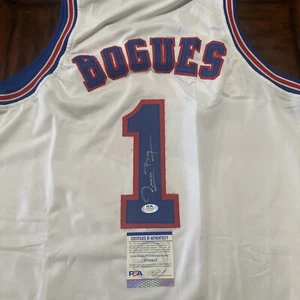 🌟SUPER STAR🌟MUGGSY BOGUES SIGNED “TUNE SQUAD” JERSEY PSA HOLOGRAM & COA “NEW” - Picture 1 of 7