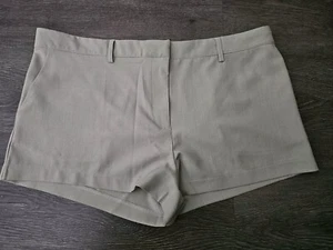 Lioness Lion's Den Mini Shorts Sage Size XL Women's NWT - Picture 1 of 8