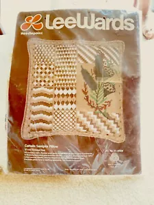 New Vintage LeeWards Needlepoint Pillow Kit Cattails Sampler Pillow 12x12” - Picture 1 of 3