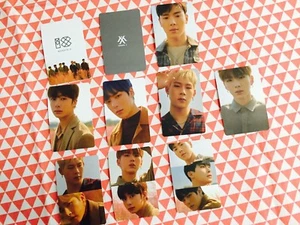 Monsta X 2018 season's greetings mini calendar - Picture 1 of 18