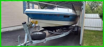 1988 Chaparral 19’ 198CXL Runabout Plastic Boat MerCruiser 140HP i/o Gas  - Image 1 of 4