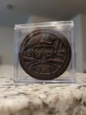 !!!!Nueva galleta Oreo!!!! ¡Nuevo! ¡¡Viene con vitrina de vinilo!! ¡Impecable! Foto 1 de 4