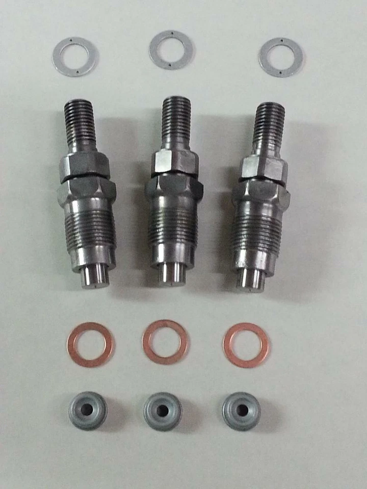 Juego de 3 inyectores de combustible originales Kubota L3010 con arandelas, juntas tóricas, protectores térmicos Foto 1 de 1