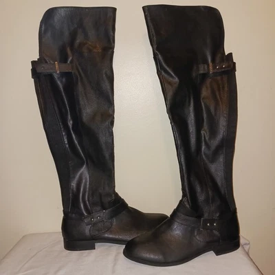 黑色过膝靴 Bar III Daphne 尺码 8M 人造皮革扣细节 — 第 1/4 张图片