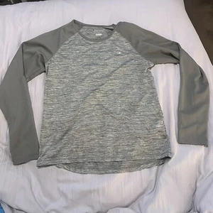 Champion Girls XL Gray Long Sleeved Athletic Shirt - Picture 1 of 3
