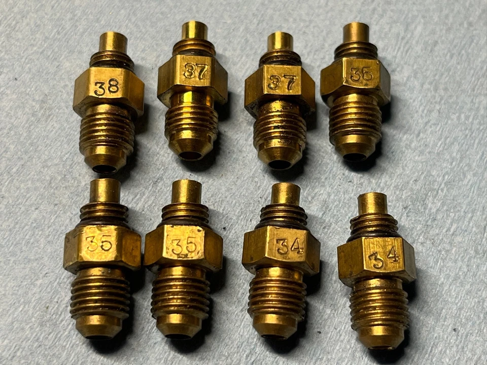 Boquillas, #34, 35, 37, 38, Enderle, 8 en total, inyección de combustible, soplado, 6-71, 8-71 Foto 1 de 1