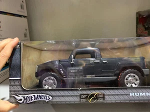 2004 Hot Wheels Hummer H3T 1:18 - Picture 1 of 5