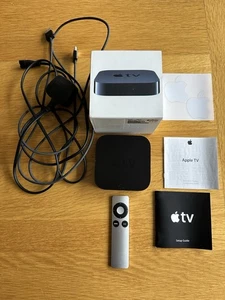 Apple TV 3rd Generation HD Media Streamer A1427 with cables and remote - Picture 1 of 8