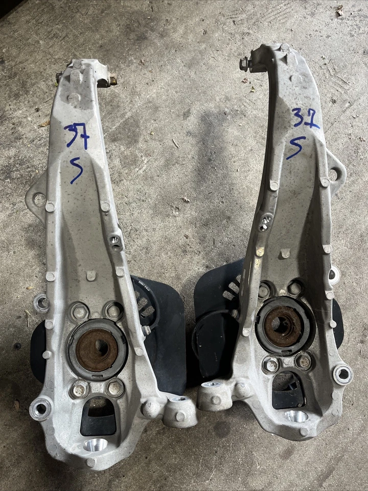 Infiniti G37Sport 2008 2013 delantero derecho-izquierdo eje nudillo buje OEM Foto 1 de 4