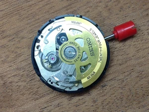 Seiko 4R36A Automatic Watch Movement - New - Gold Rotor - WORKING - Picture 1 of 6