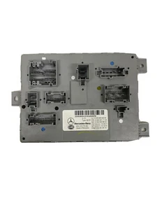 2015 - 2016 Mercedes C 300 Signal Activation Control Oem 2059008304 - Picture 1 of 5