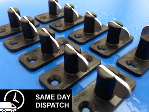 STAYPUT FASTENERS HORIZONTAL BLACK 30 PACK MARINE with 50 STAINLESS EYELETS - Imagen 1 de 2