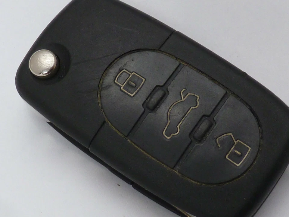 Audi A3 Quattro 3.2 2004-2005 mando a distancia de entrada sin llave OEM Foto 1 de 1