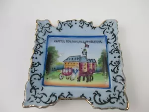 VNTG Capital Build Williamsburg VA Hand Painted Souvenir Dish Wall Hanging - Picture 1 of 5