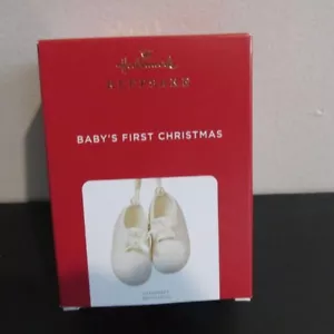 Hallmark QHX4095 Baby's First Christmas Booties Porcelain Decorative Accent... - Picture 1 of 3