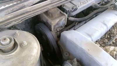 1991-1995 Saturn Sw2 Power Steering Pump With Pulley Oem Dohc - Image 1 of 4