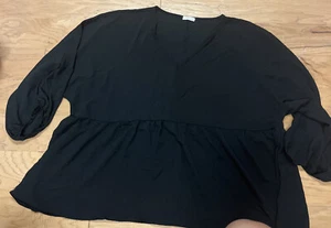 Chic Soul.com top nero manica lunga 3xl taglie forti camicia pullover scollo a V orlo arricciato - Foto 1 di 8