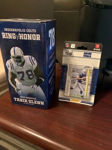 Tarik Glenn Bobblehead Indy Colts Ring of Honor 2022 SGA + '12 Colts rookie card Cover
