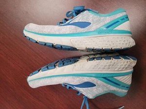 Brooks Ghost 11 Damen-Laufschuhe Größe 8,5 B (Med) grau aqua (gebraucht) - Bild 1 von 8
