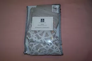Distinctly Home Standard Sham (1) Single Linen NEW in Pack Comf. MSRP $29.99 WOW - Picture 1 of 2