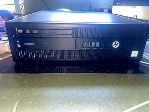HP Desktop EliteDesk 800 G2 SFF. Intel i5, 32GB RAM, 512GB SSD, Windows 11 Pro - Photo 1/6