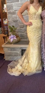 Meerjungfrau Abendkleid (Mermaid Dress) in Gelb - Bild 1 von 7