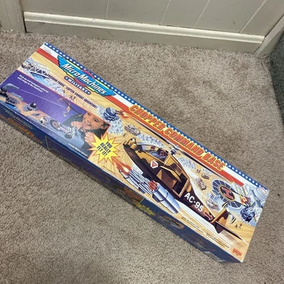 1994 Micro Machines 军用 Copter Chopper 命令基地玩具套装全新开箱 — 第 1/4 张图片