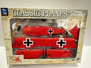 Fokker Dr.1 Red Baron Airplane NewRay Toys Model Kit Classic #20227 NEW 2005 - Picture 1 of 4
