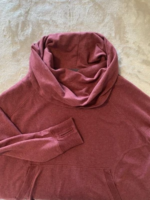 LL Bean Pullover Womens 1X Red Cowl Neck Thumb Holes Kangaroo Pocket Lagenlook - Image 1 of 4