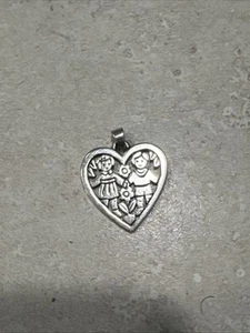 RETIRADO JAMES AVERY PLATA ESTERLINA NIÑOS FLOR CORAZÓN ENCANTO HERMANO HERMANA - Imagen 1 de 4