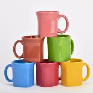 Taza Cuadrada Fiestaware Edición Limitada {Varios Colores/Precios} - Imagen 1 de 7