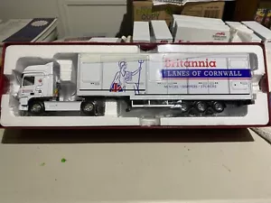 1/50 CORGI “HAULERS OF RENOWN” DAF 105 & STEP FRAME BOX TRAILER - Picture 1 of 9
