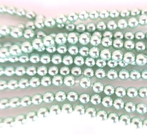 Chrysolite Green 4mm Round Czech Glass Pearl Polished Beads x 25 - Picture 1 of 1