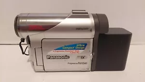 Panasonic Palmcorder PV-DC152D MiniDV Camcorder Turns On Not Working For Parts - Picture 1 of 4