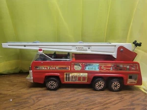 Vintage Tonka Fire Rescue Aerial Unit 2 Ladder Truck #13270 Excellent Working - Picture 1 of 24