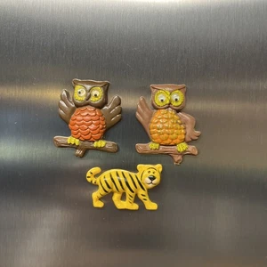 Set Of 3 Vintage Refrigerator Magnets Googly Eyes Owls On Branches Tiger MCM - Picture 1 of 3