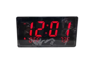Digital Alarm Clock Large Display Temperature 12H/24H - Picture 1 of 3