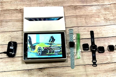 LOTE DE ELECTRÓNICA: 4 Fitbits - 2 Apple Watches - iPad Air - Teléfono LG - SOLO PIEZAS Foto 1 de 4