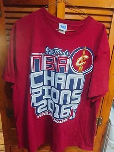 NBA Finals 2016 Champion Cleveland Cavaliers Red Size XL - Picture 1 of 4