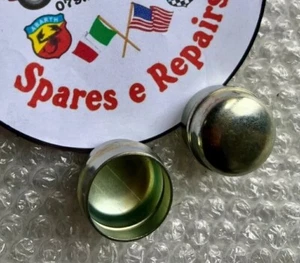 CLASSIC FIAT 500 N D F L R FRONT WHEEL GREASE CAP KIT X2 Inner diameter 35mm NEW - Picture 1 of 2