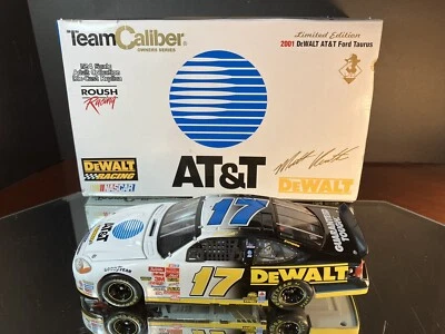 Matt Kenseth #17 AT&T Dewalt Tools 2001 Ford Taurus 1:24 propietarios 2.058 hecho Foto 1 de 4