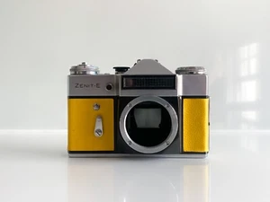 Zenit E or EM 35mm Film Camera | yellow Leather | Working Condition | - Picture 1 of 5