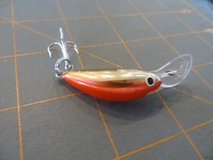 Salmo Floating Crankbait - Gold & Orange - 2 inch - Picture 1 of 4