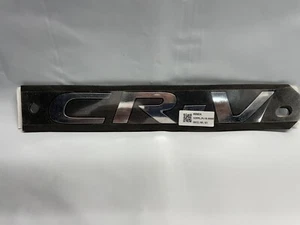 2017- 2022 HONDA CR-V CRV REAR CHROME EMBLEM BADGE (75722-TLA-A00) - Bild 1 von 2