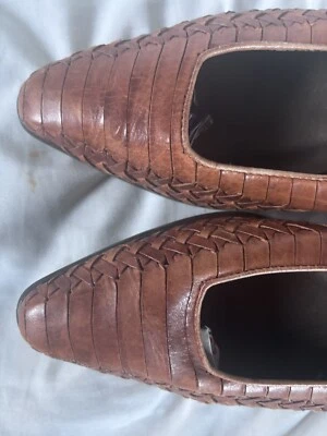 Zapatos de tacón Mootsie Tootsies de cuero marrón tejido vintage EE. UU. 8 Foto 1 de 4