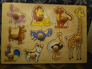 Wooden Preschool Puzzle With Knobs Animal  - Picture 1 of 5
