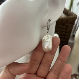 White Freshwater Baroque Pearl Dangle Stud Earrings 15-25mm Natural - Picture 1 of 4